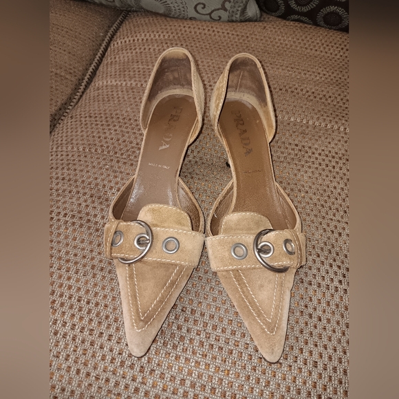 Prade heels size 37 1/2 7.5 us - Picture 1 of 3